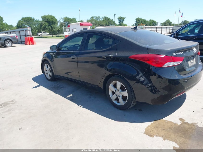 2012 HYUNDAI ELANTRA VIN: KMHDH4AE2CU273946