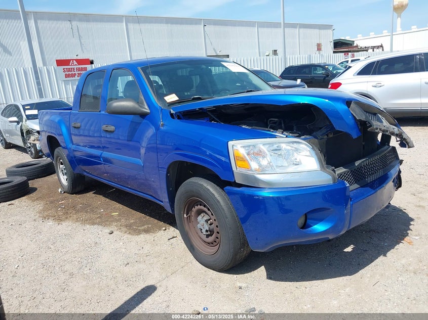 2007 Mitsubishi Raider Ls