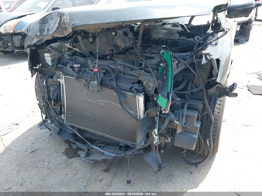 2016 NISSAN ROGUE SL - 5N1AT2MT5GC885893