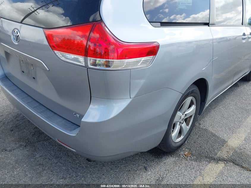 2012 TOYOTA SIENNA VIN: 5TDKK3DC7CS239670