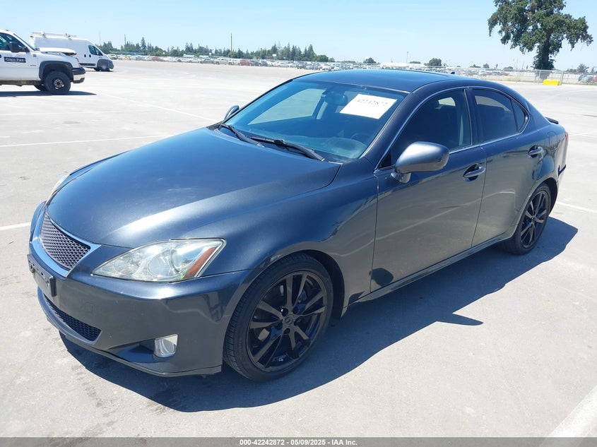 2008 LEXUS IS 250 VIN: JTHBK262285070944