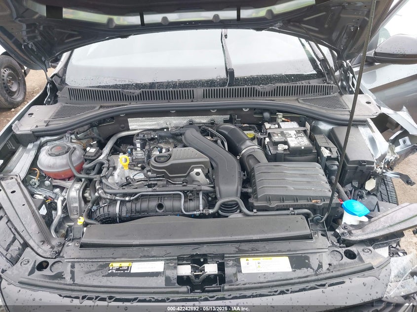 2024 VOLKSWAGEN JETTA VIN: 3VWBM7BUXRM034024