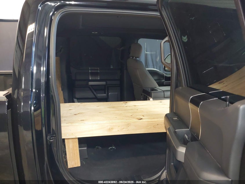 2019 Ford F-350 Platinum VIN: 1FT8W3DT9KEF65134 Lot: 42243892