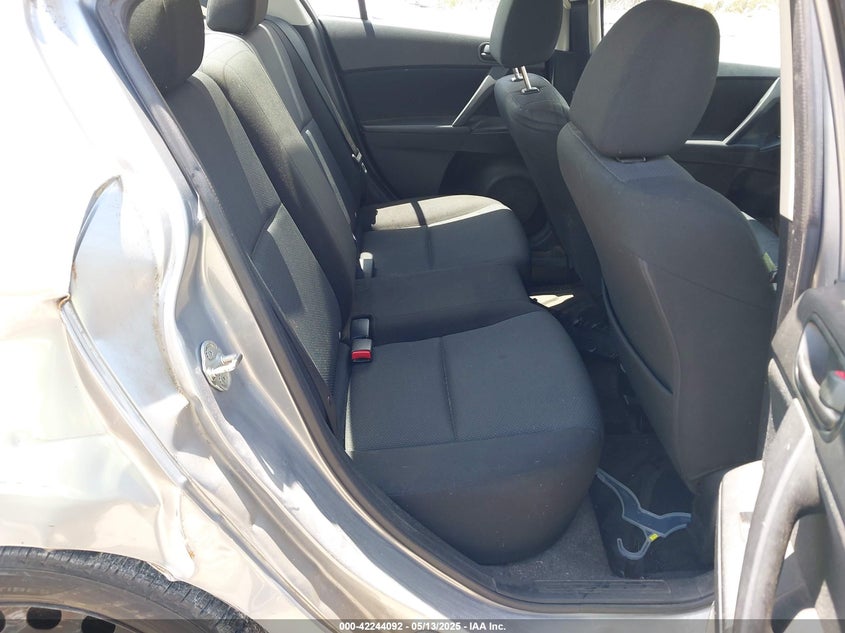 2011 MAZDA 3 VIN: JM1BL1UF9B1472666