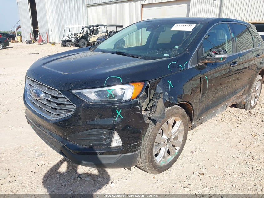 VIN 2FMPK4K99PBA58026 2023 FORD EDGE TITANIUM