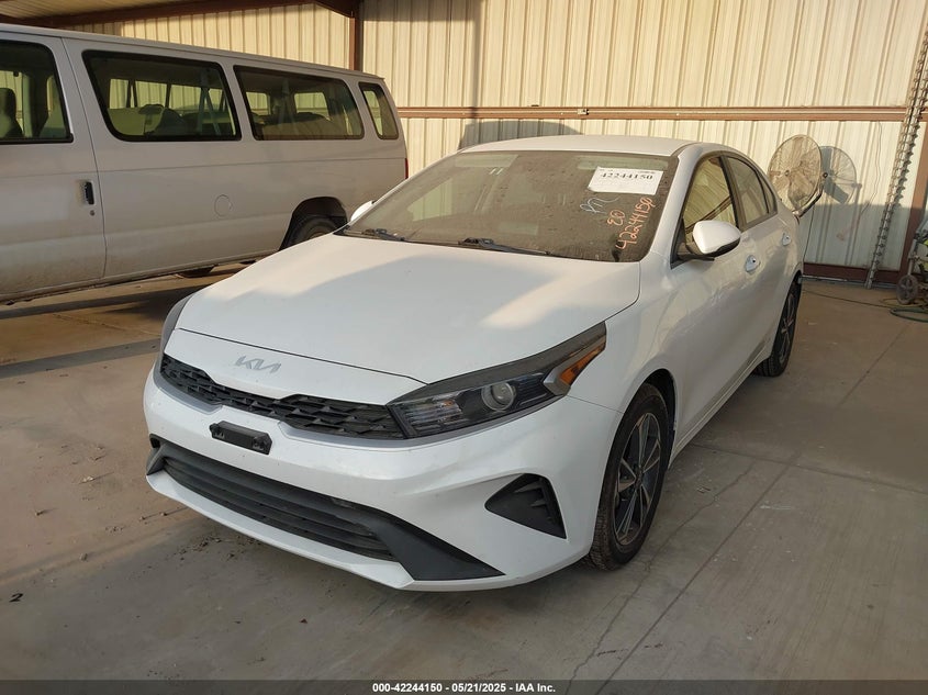 VIN 3KPF24AD9PE559996 2023 KIA FORTE LXS