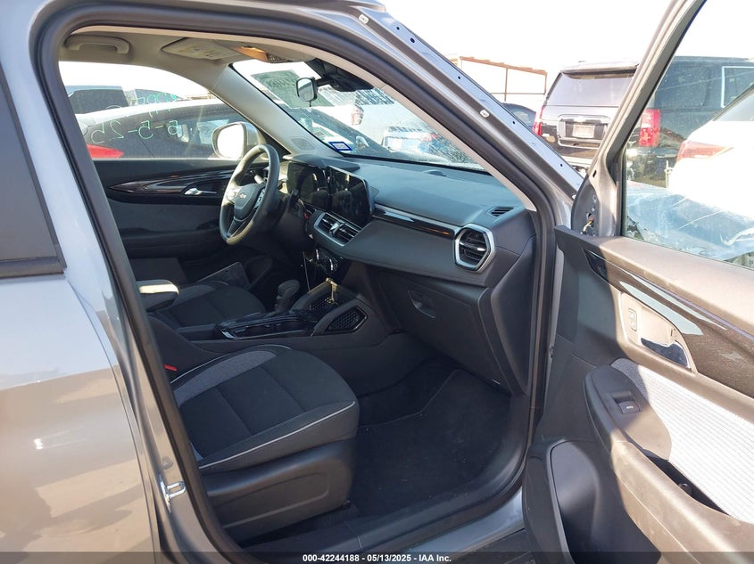 VIN KL79MPSP0SB170300 2025 CHEVROLET TRAILBLAZER FWD LT