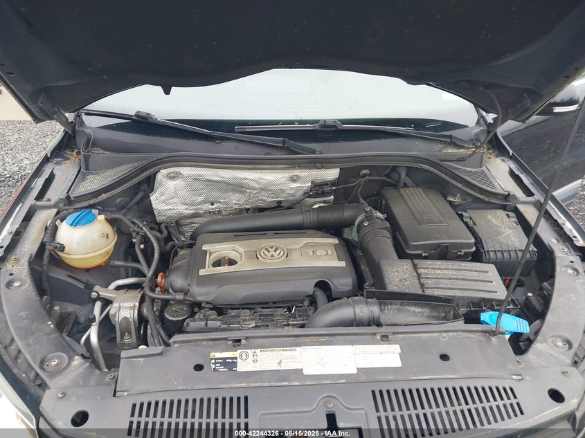 2013 VOLKSWAGEN TIGUAN SE - WVGBV7AX0DW549422