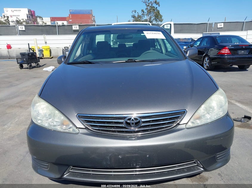 2006 TOYOTA CAMRY VIN: 4T1BE32K06U748948
