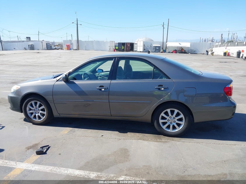 2006 TOYOTA CAMRY VIN: 4T1BE32K06U748948