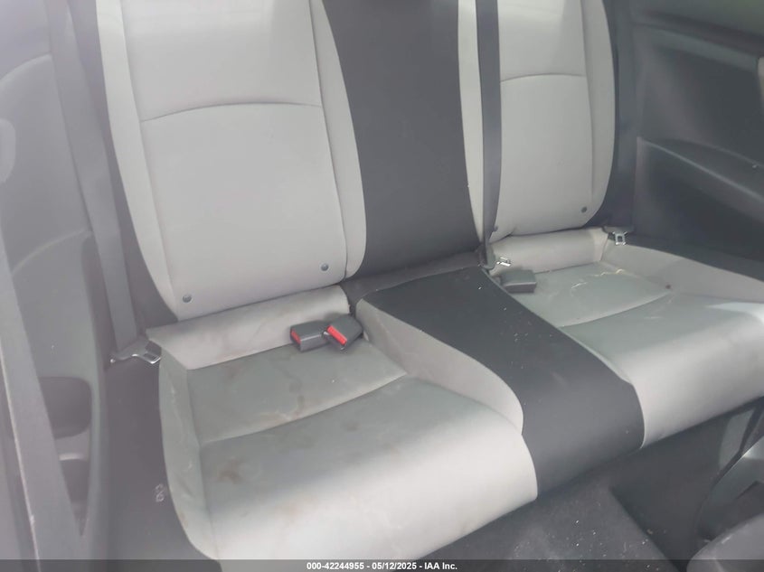 2016 HONDA CIVIC VIN: 2HGFC4B09GH314551