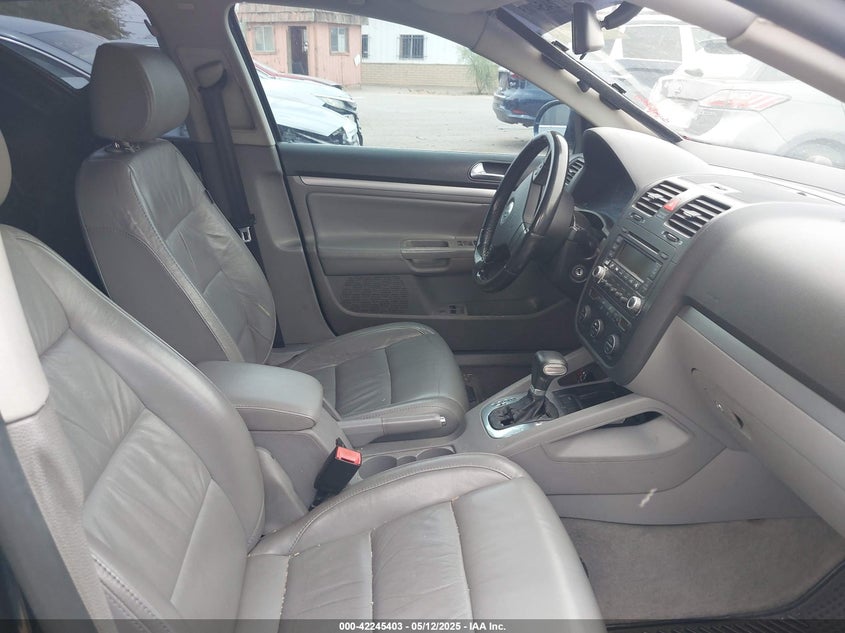 2006 VOLKSWAGEN JETTA VIN: 3VWDT71K36M758287