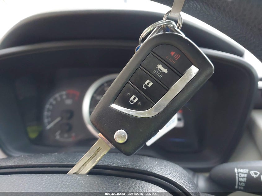 2020 TOYOTA COROLLA LE - JTDEPRAE8LJ048716