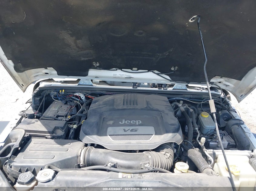 2017 JEEP WRANGLER UNLIMITED RUBICON - 1C4BJWFG3HL742142