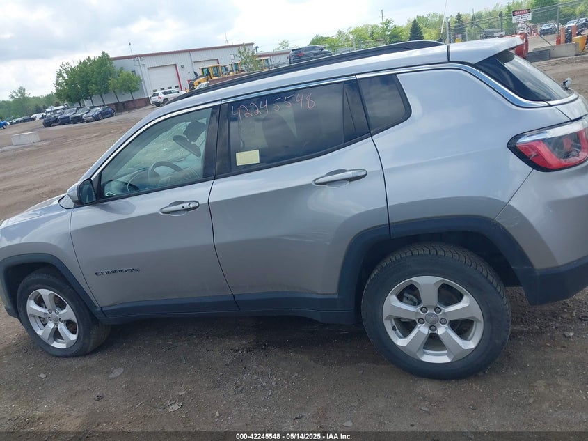 2018 Jeep Compass Latitude 4X4 VIN: 3C4NJDBB6JT349368 Lot: 42245548