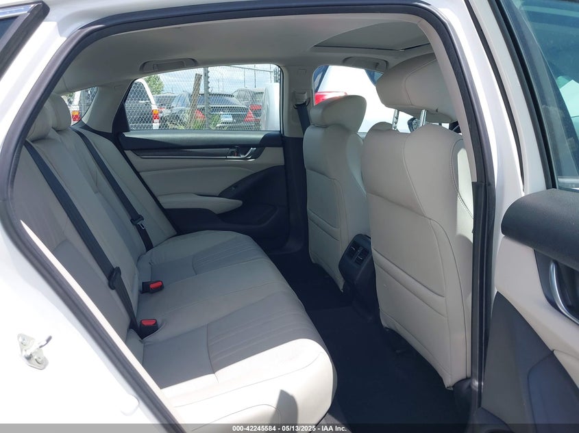 2018 HONDA ACCORD VIN: 1HGCV1F57JA030696