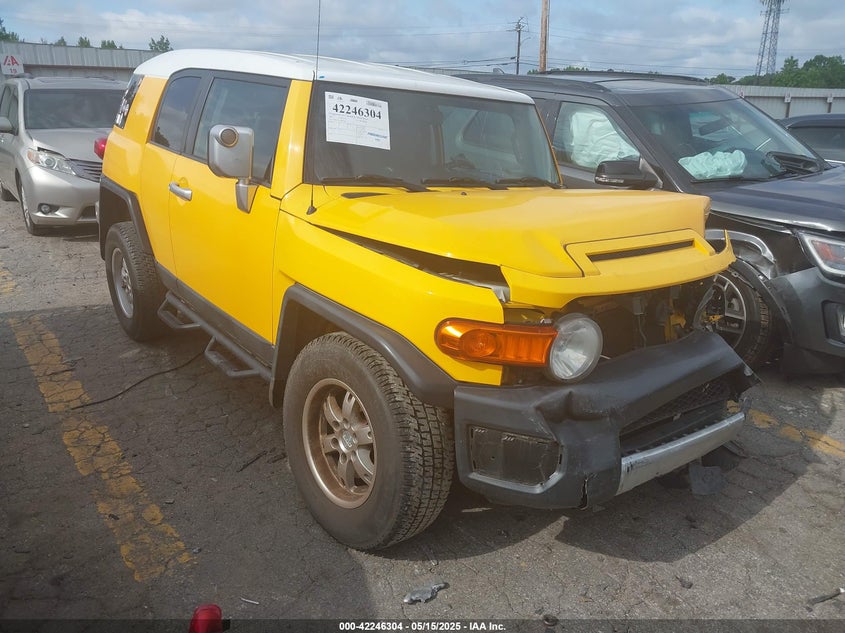 2007 Toyota Fj Cruiser JTEZU11F170010160 photo #1