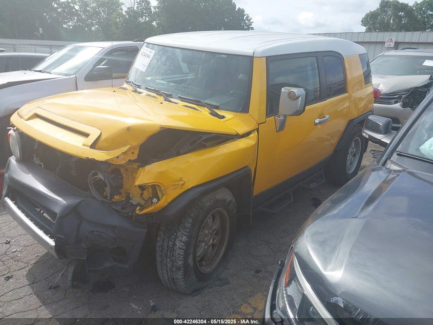 2007 Toyota Fj Cruiser JTEZU11F170010160 photo #3