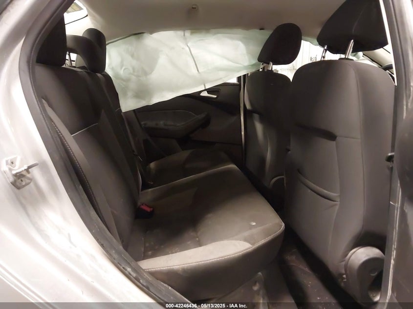 2012 FORD FOCUS VIN: 1FAHP3F21CL463704