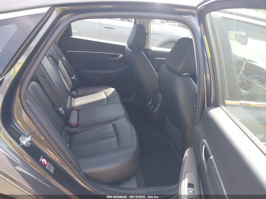 2022 HYUNDAI SONATA LIMITED - KMHL34J25NA206472