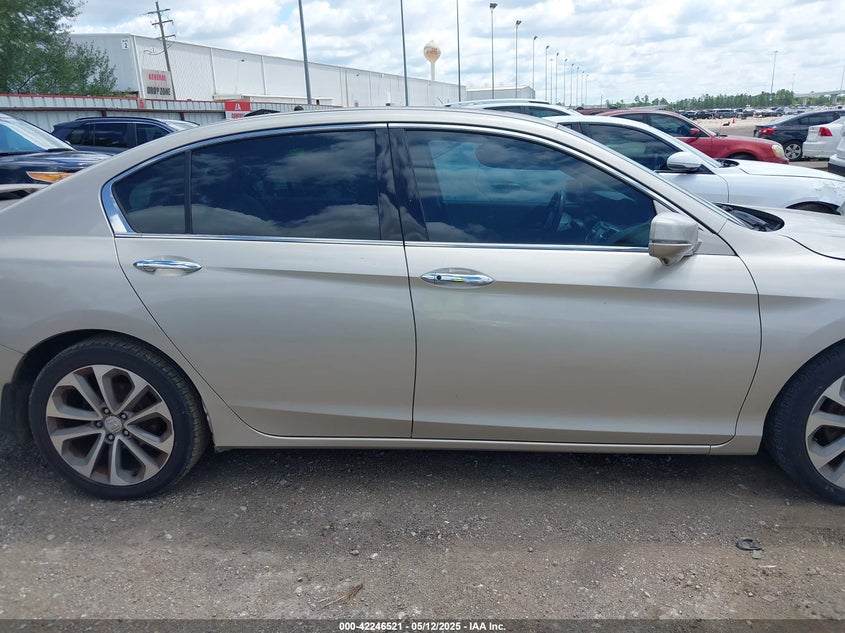 2013 HONDA ACCORD VIN: 1HGCR3F80DA025211