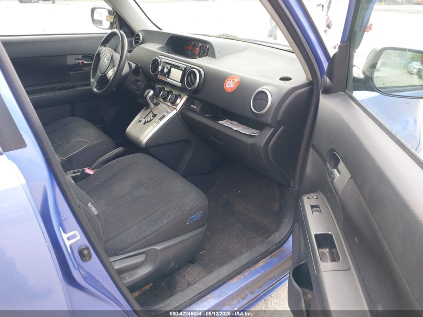2010 SCION XB VIN: JTLZE4FE8A1111026