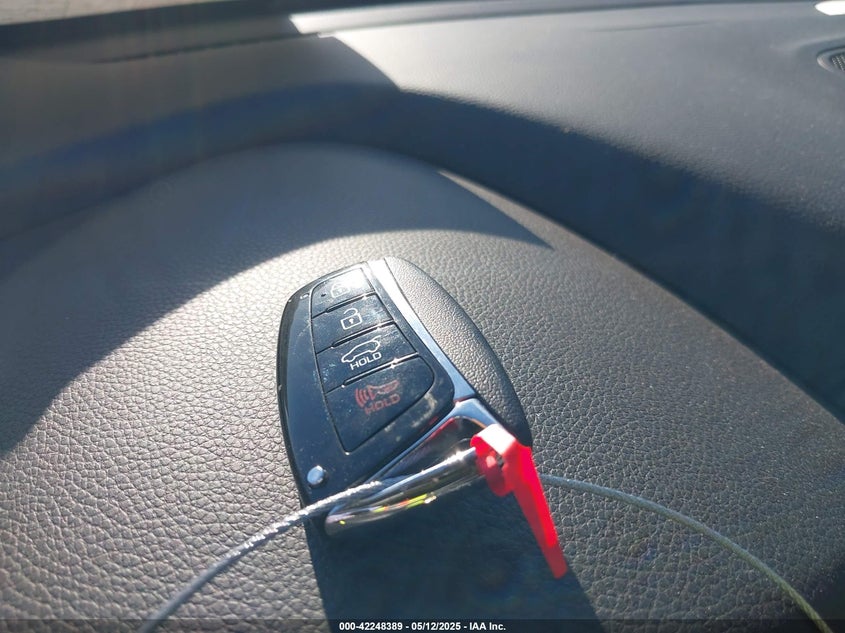 2018 HYUNDAI SANTA FE SPORT VIN: 5XYZW4LA1JG515019