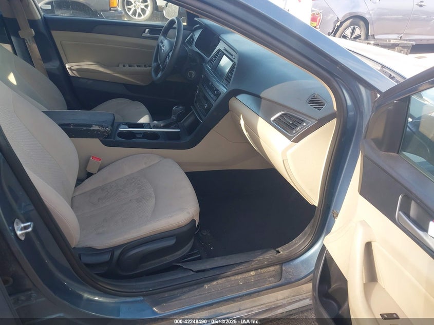 2016 HYUNDAI SONATA SPORT - 5NPE34AF7GH389028