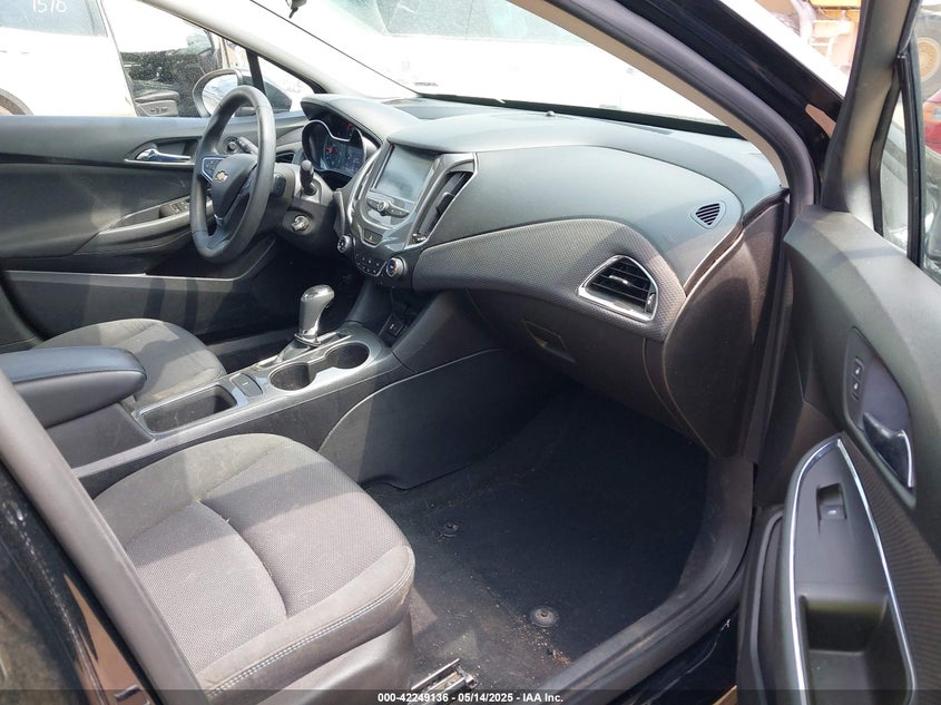 2016 CHEVROLET CRUZE LT AUTO - 1G1BE5SM1G7260196