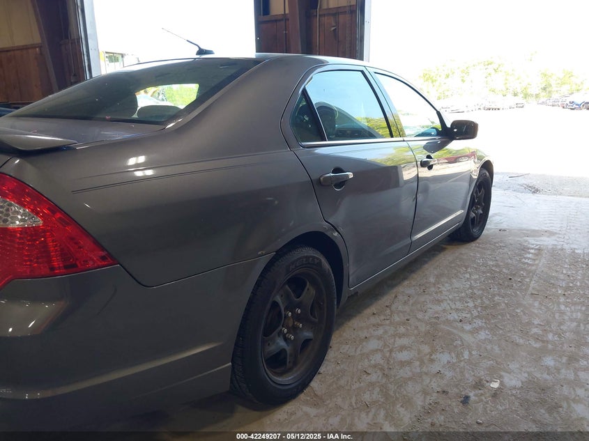 2011 FORD FUSION VIN: 3FAHP0HA9BR158759