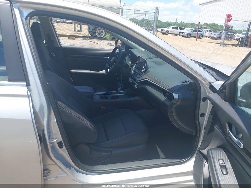 2025 NISSAN ALTIMA VIN: 1N4BL4DV5SN366660