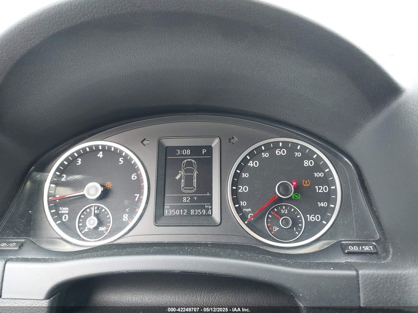 2013 VOLKSWAGEN TIGUAN VIN: WVGAV3AX0DW621305