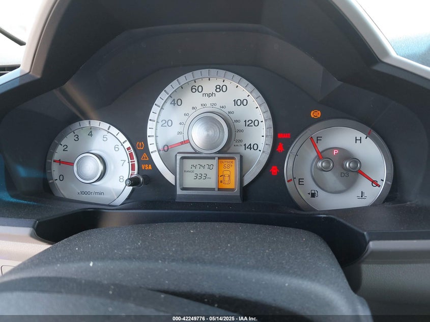 2011 HONDA PILOT VIN: 5FNYF3H57BB033570