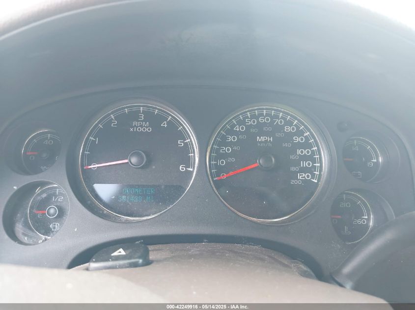 2010 Chevrolet Tahoe Lt VIN: 1GNUCBE02AR139239 Lot: 42249916