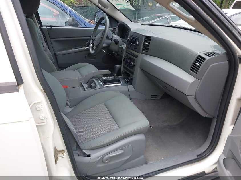 2007 JEEP GRAND CHEROKEE VIN: 1J8GS48K97C602418