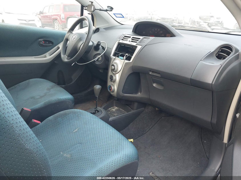 2008 TOYOTA YARIS VIN: JTDJT903685140367