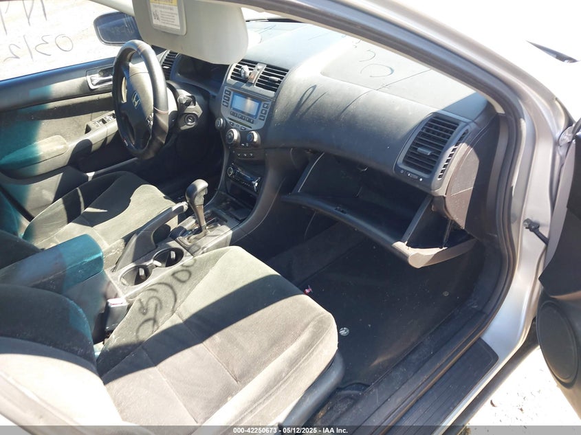 2007 HONDA ACCORD VIN: 1HGCM56157A219024