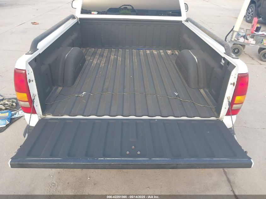 2002 Chevrolet Silverado 1500 VIN: 1GCEC14W02Z109106 Lot: 42251365