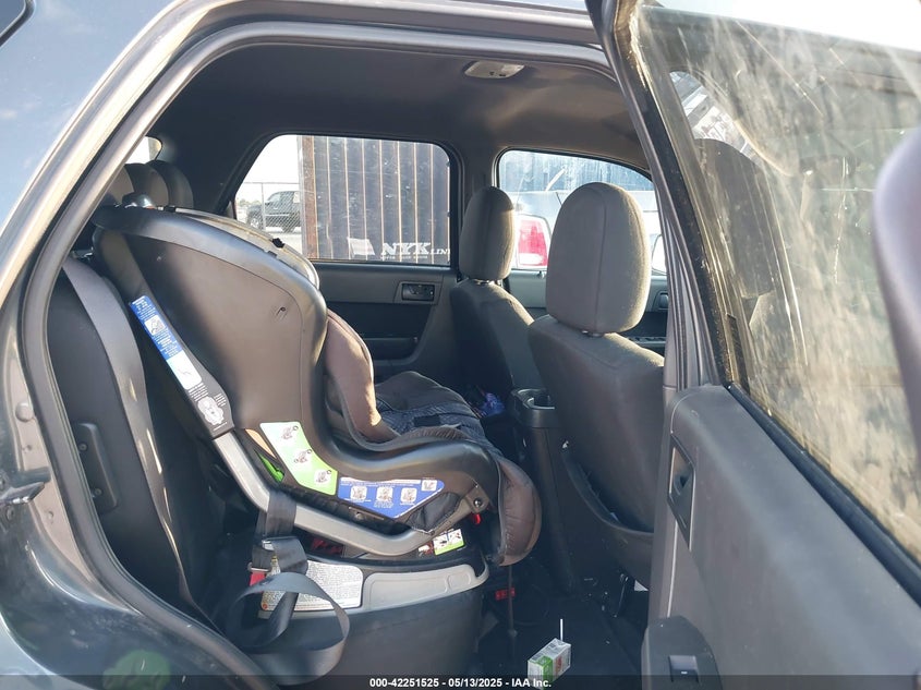 2009 FORD ESCAPE VIN: 1FMCU03G79KA36193