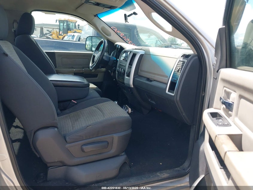 2009 DODGE RAM 1500 VIN: 1D3HB16P89J500638