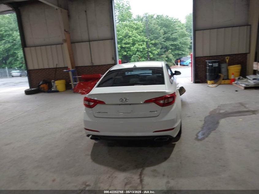2017 HYUNDAI SONATA SPORT - 5NPE34AF1HH437575