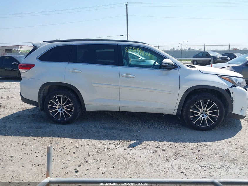 2017 TOYOTA HIGHLANDER SE - 5TDJZRFH1HS515030