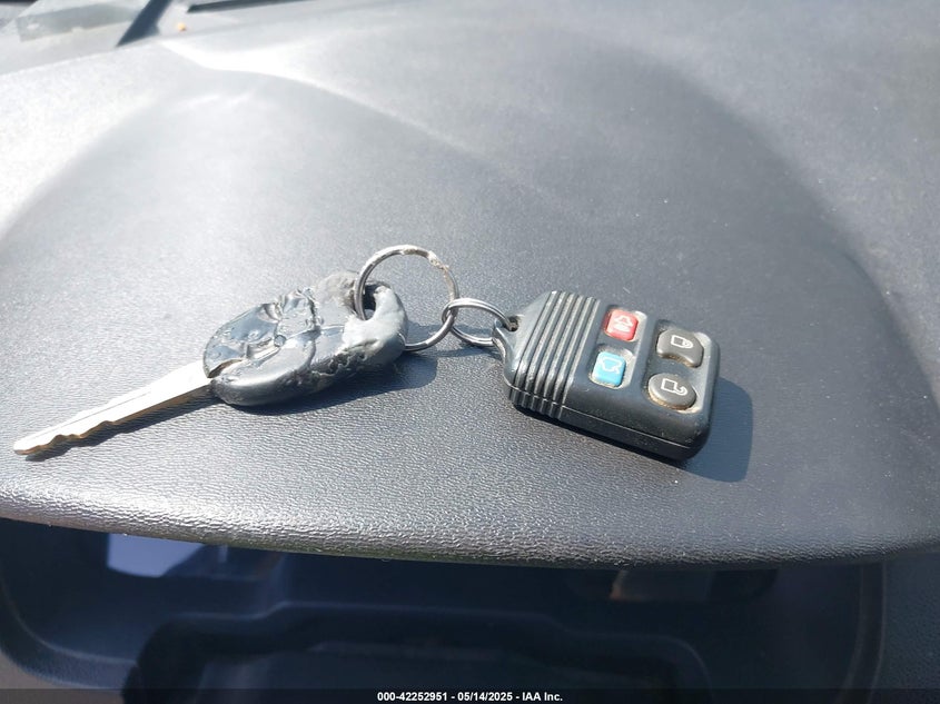 2009 FORD FOCUS VIN: 1FAHP35N19W241005
