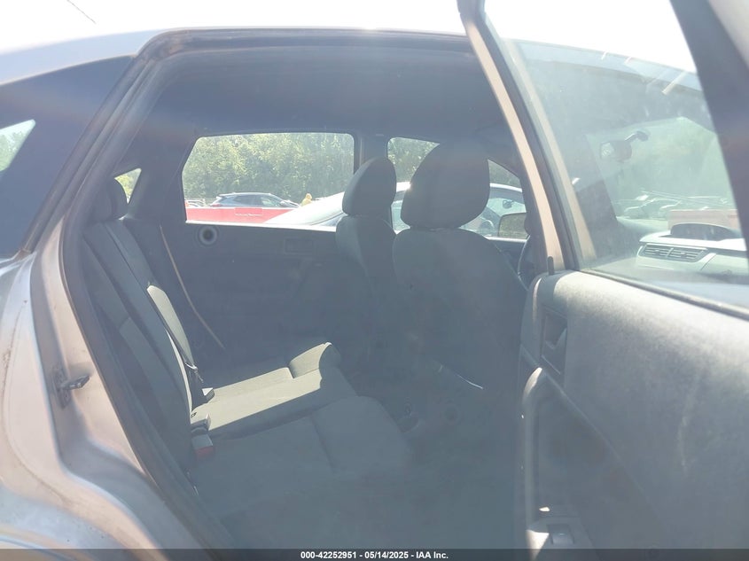 2009 FORD FOCUS VIN: 1FAHP35N19W241005