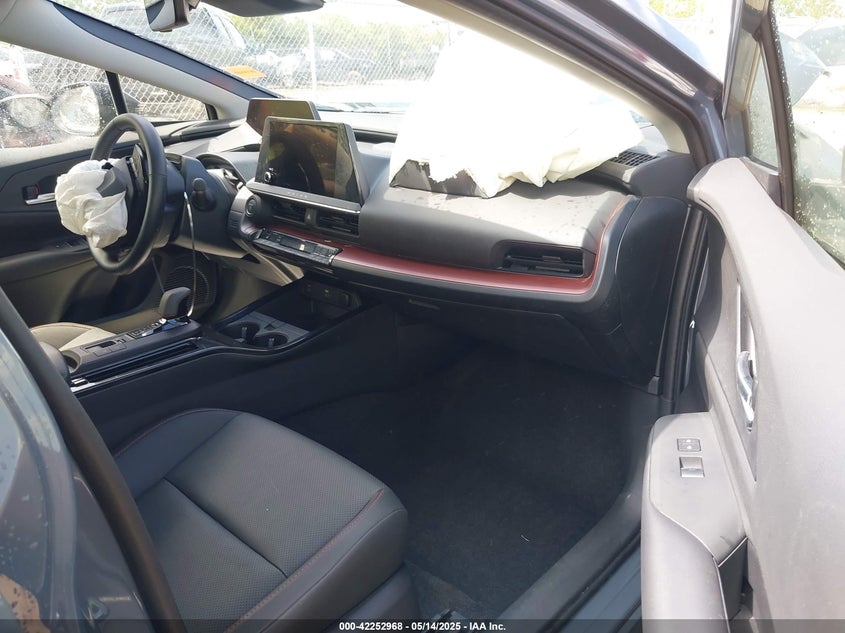 2024 TOYOTA PRIUS PRIME VIN: JTDACACU2R3029933