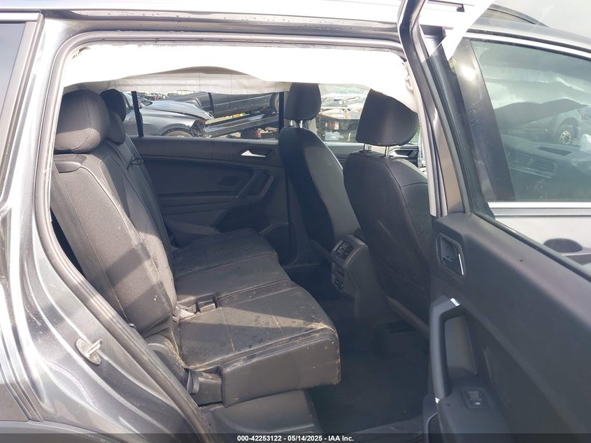 2020 VOLKSWAGEN TIGUAN VIN: 3VV2B7AX5LM142418