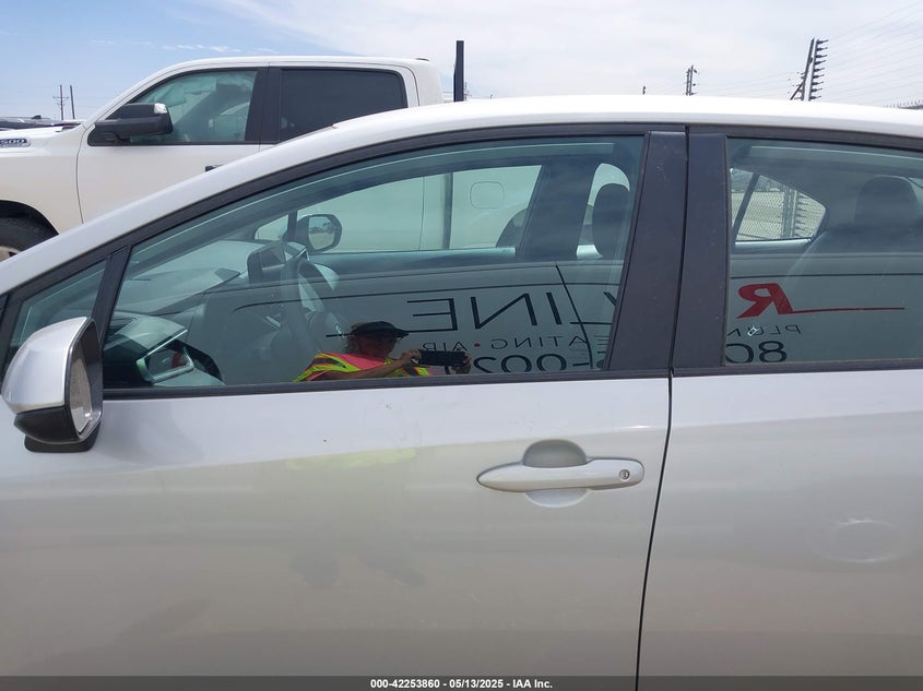 2024 TOYOTA COROLLA VIN: 5YFB4MDE6RP131026
