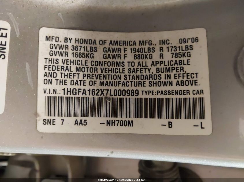 2007 Honda Civic Dx VIN: 1HGFA162X7L000989 Lot: 42254019