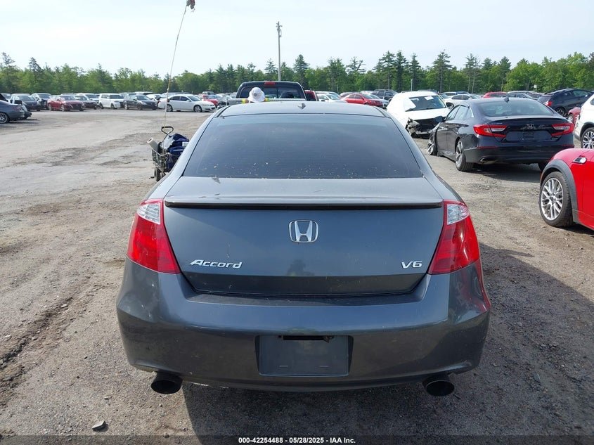 2008 HONDA ACCORD VIN: 1HGCS218X8A011442