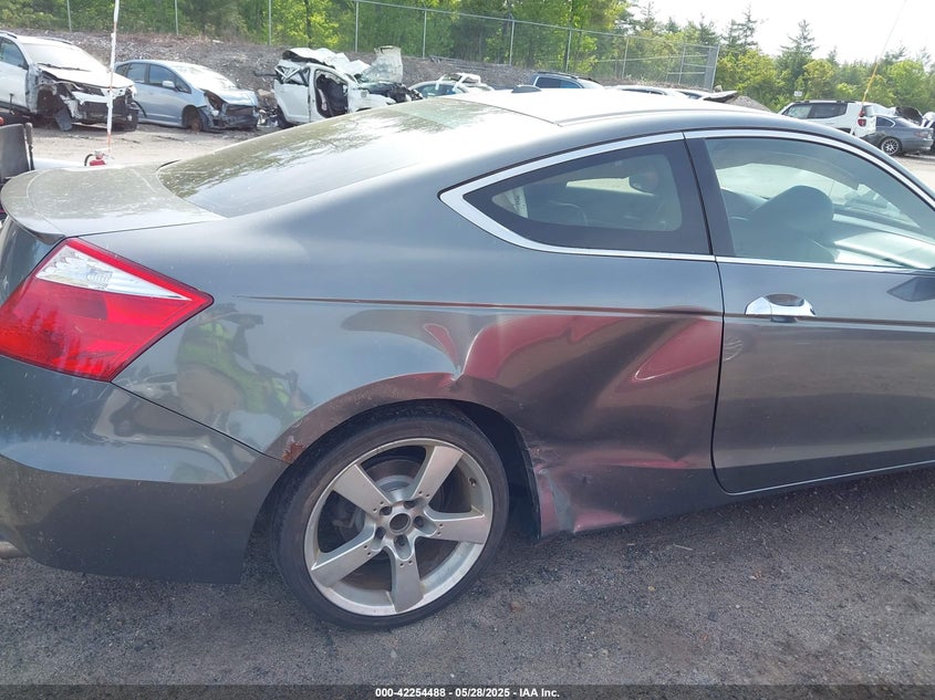 2008 HONDA ACCORD VIN: 1HGCS218X8A011442